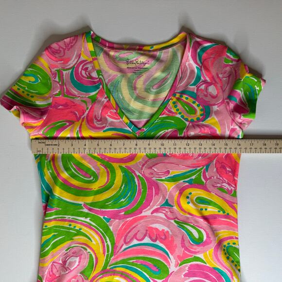 Lilly Pulitzer Womens Michele Top All Nighter V-Neck T-Shirt‎ Sz XS Psychedelic - Picture 10 of 10